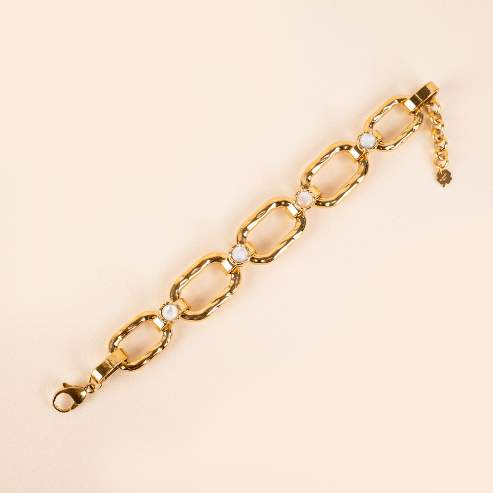 BRACCIALE CON MAGLIE MARTELLATE E PIETRE
