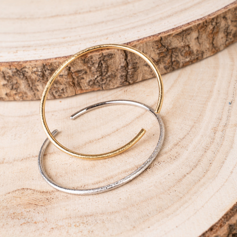 BRACCIALE RIGIDO  GRAFFIATO SATINATO