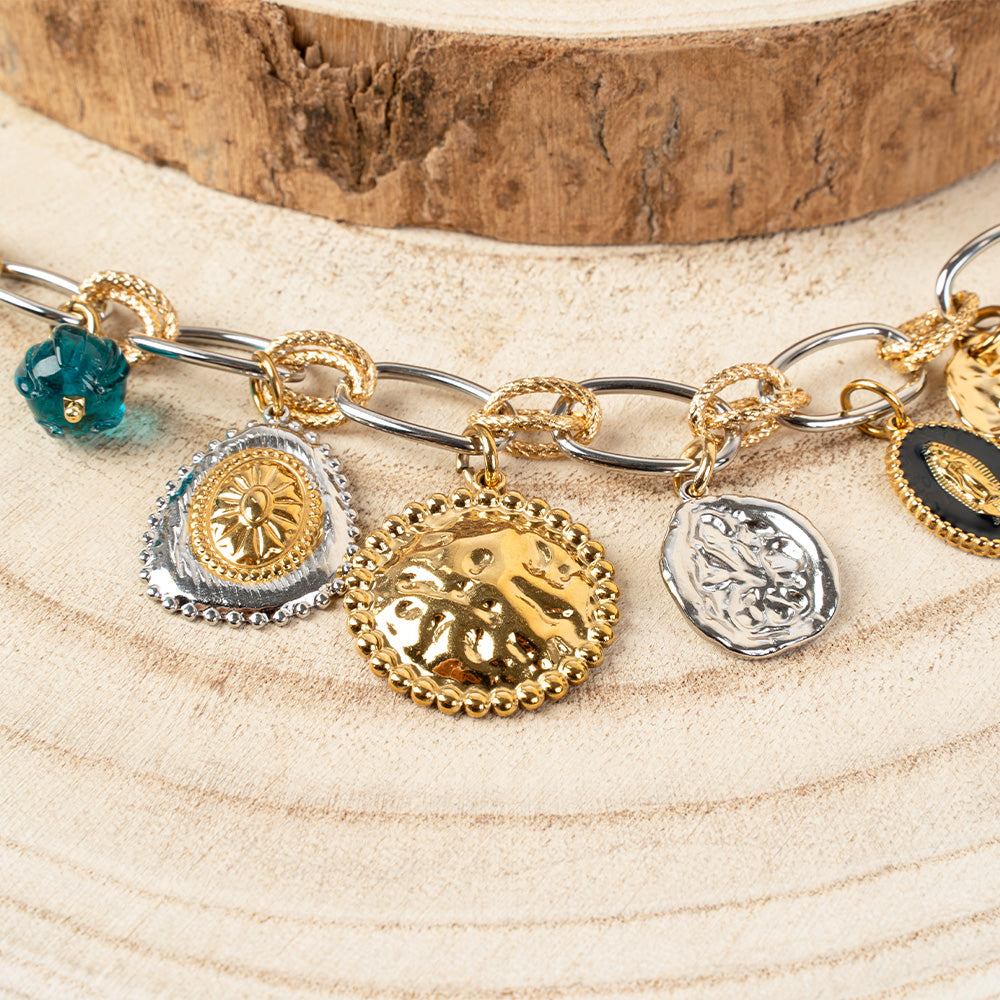 BRACCIALE A CATENA CON PENDENTI MARTELLATI E ICONA SACRA