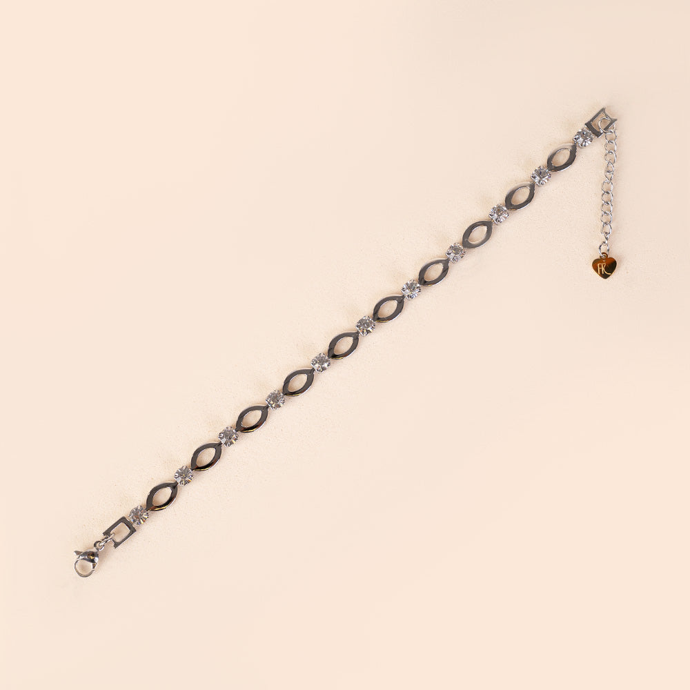 BRACCIALE CON PARTICOLARI OVALI E STRASS