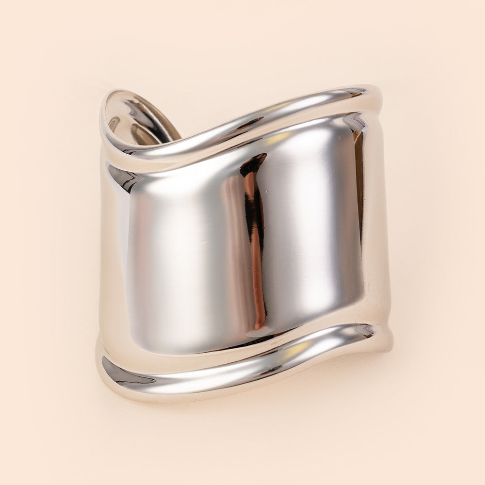BRACCIALE RIGIDO A FASCIA ONDULATO