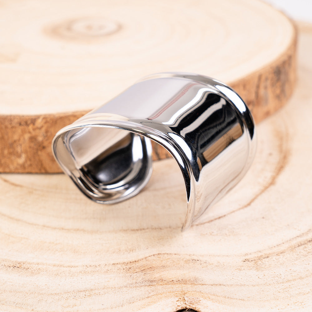 BRACCIALE RIGIDO A FASCIA ONDULATO