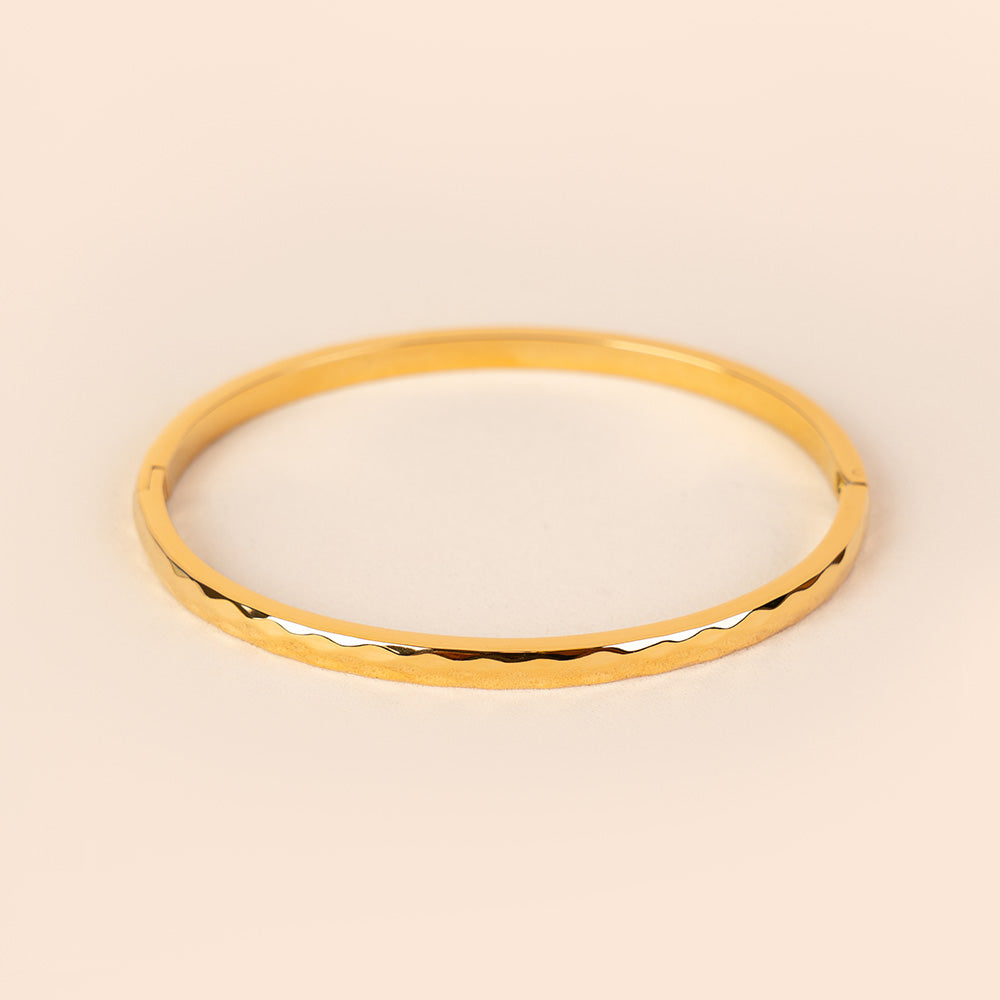 BRACCIALE RIGIDO SFACCETTATO