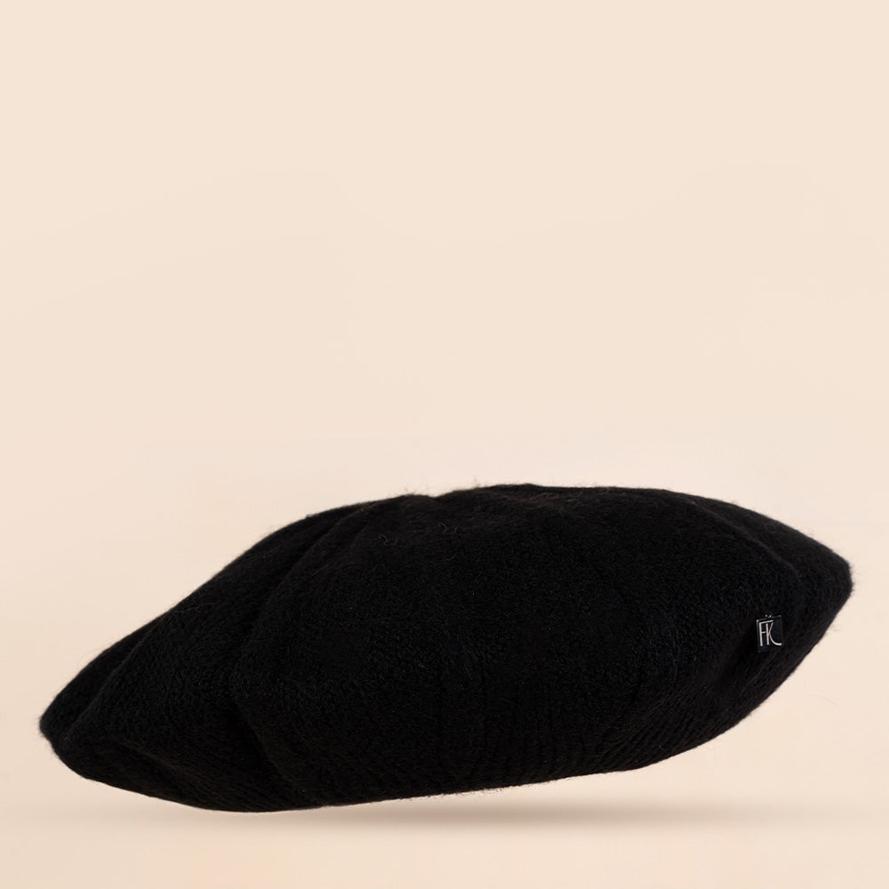 CAPPELLO MODELLO BASCO IN MAGLIA