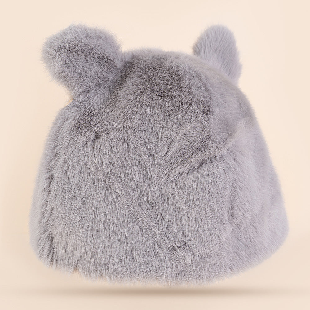 CAPPELLO IN ECOPELLE CON ORECCHIETTE DI ORSO