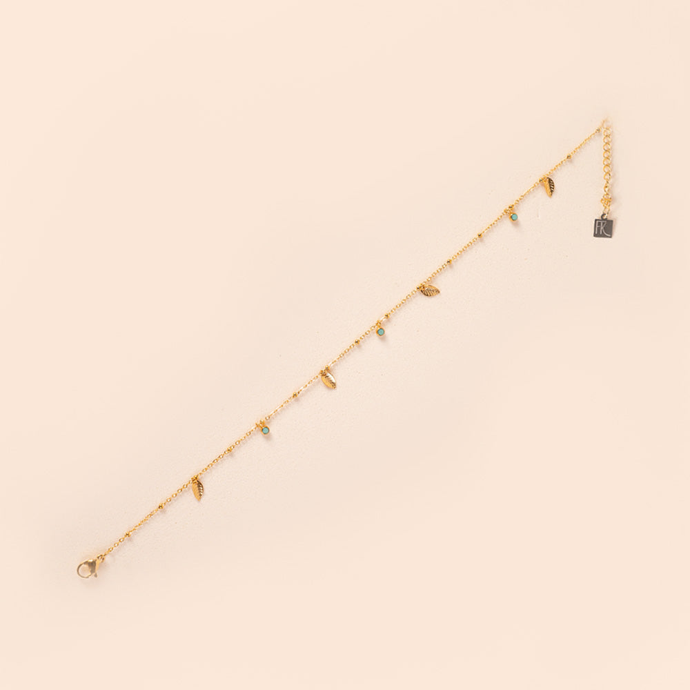 THIN ANKLET WITH SMALL HANGING LEAVES