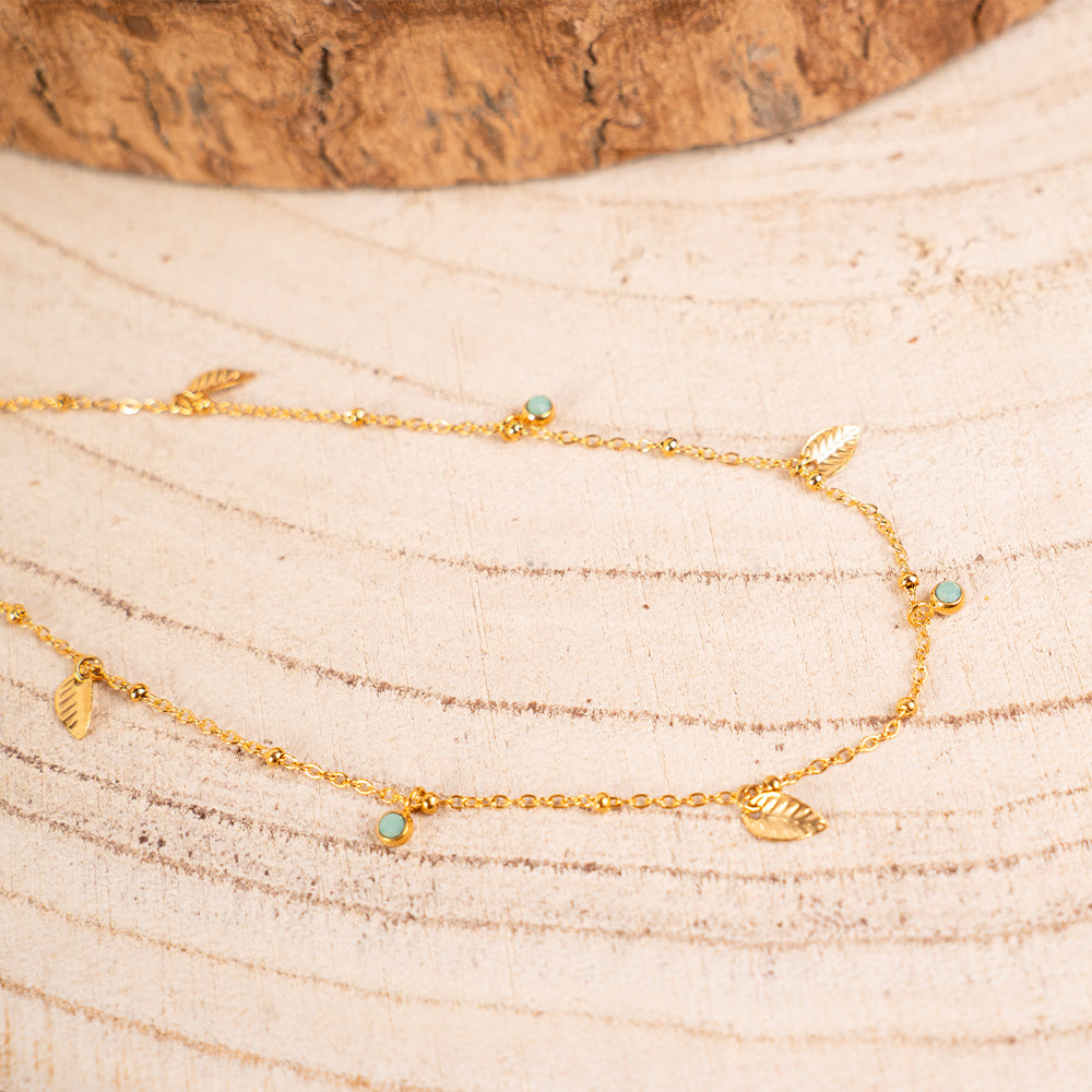 THIN ANKLET WITH SMALL HANGING LEAVES