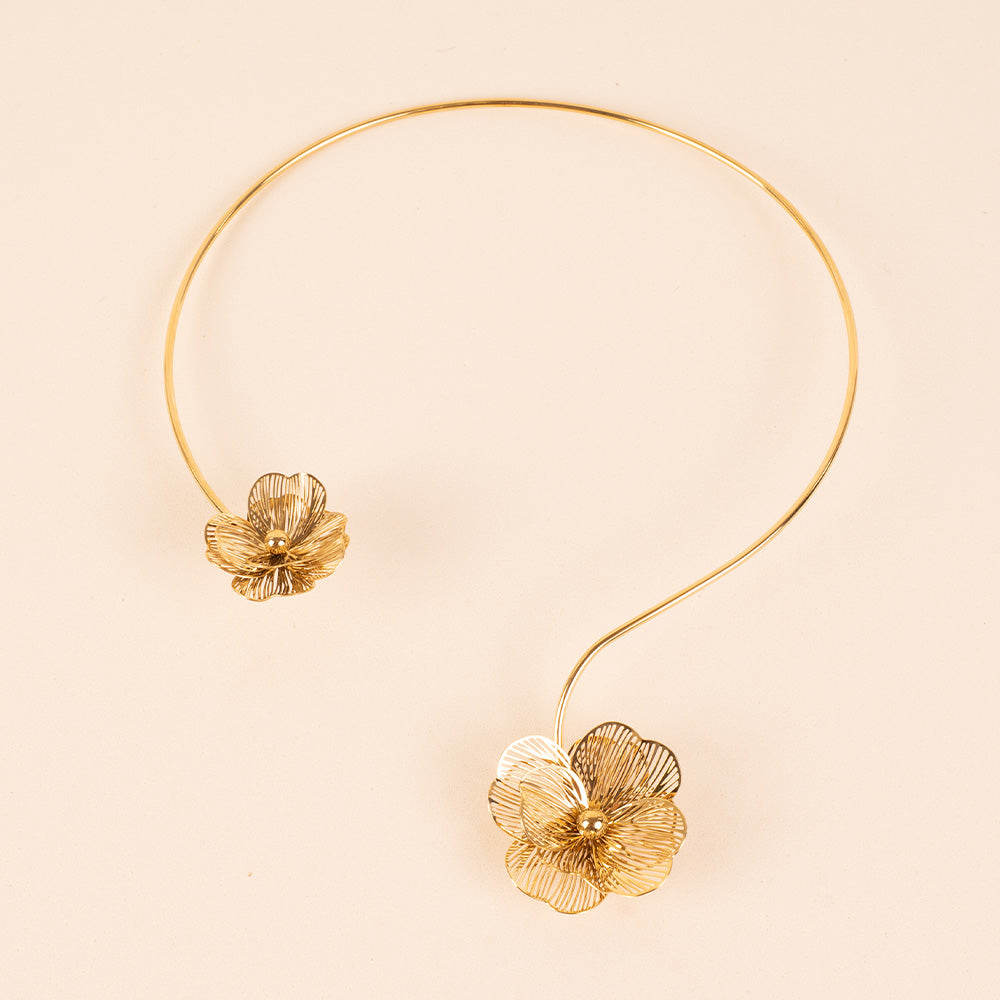 COLLANA GIROCOLLO RIGIDA CON FIORI ALLE ESTREMITA'