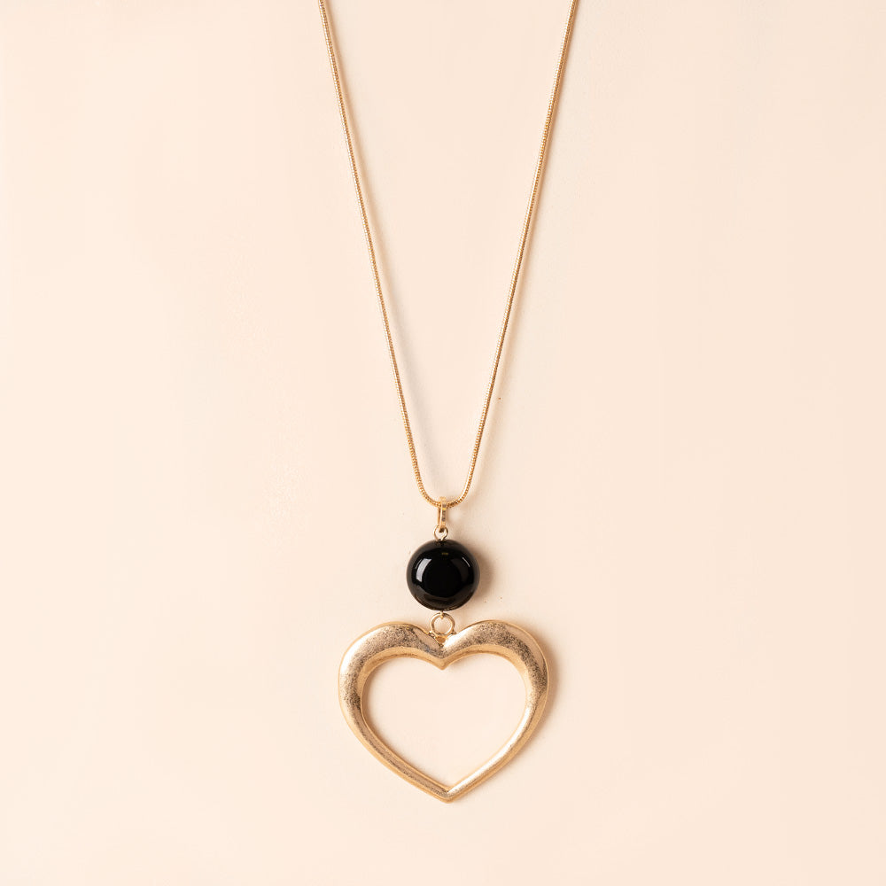 COLLANA LUNGA CON PENDENTE A CUORE SATINATO