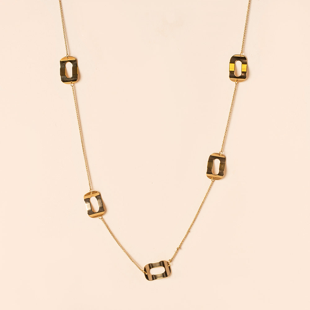 COLLANA LUNGA CON PARTICOLARI RETTANGOLARI ONDULATI