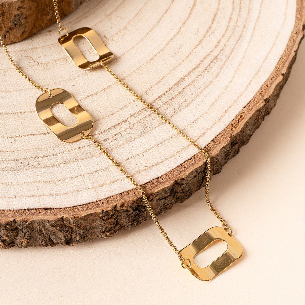 COLLANA LUNGA CON PARTICOLARI RETTANGOLARI ONDULATI