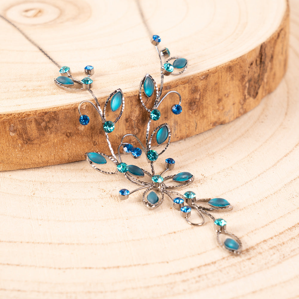 NECKLACE WITH GRADATION BRANCHES
