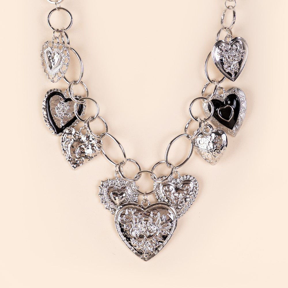 COLLANA GIROCOLLO A CATENA ALTERNATA CON CUORI DI DIVERSO TIPO