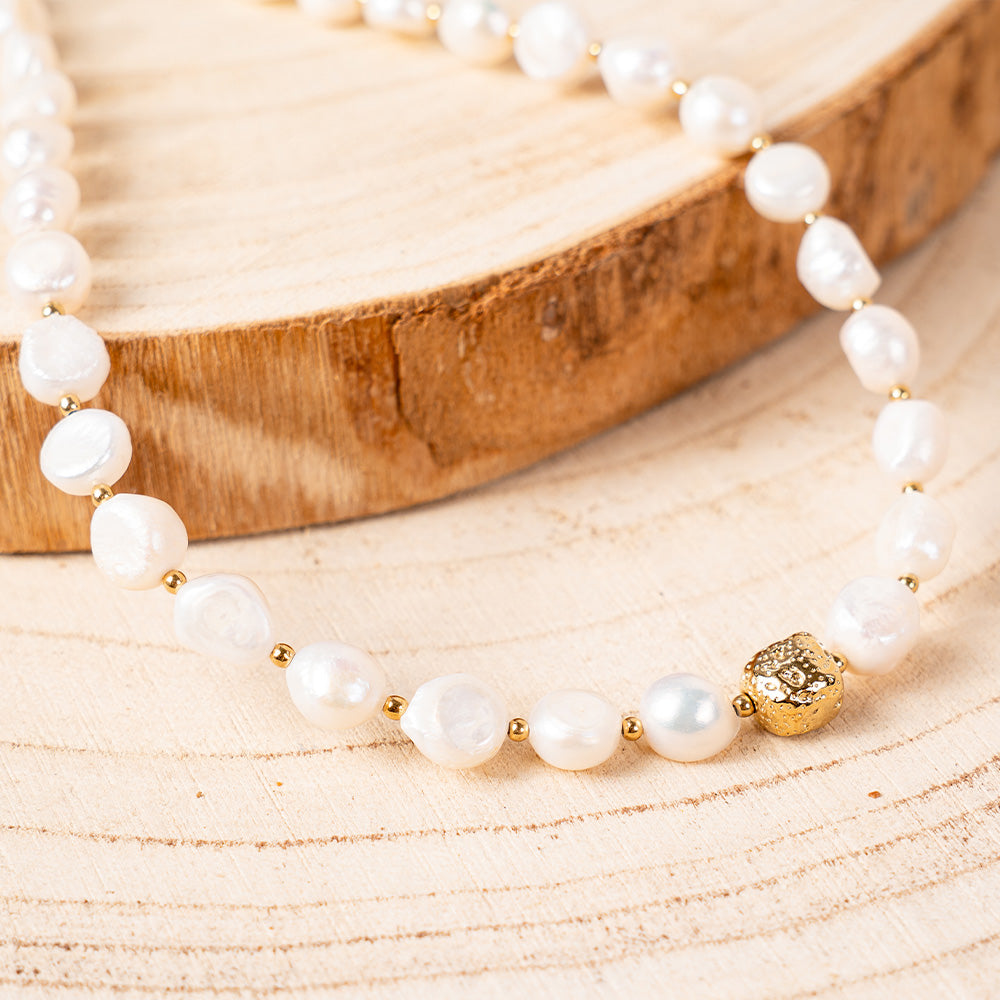 COLLANA GIROCOLLO MADREPERLA CON DETTAGLIO MARTELLATO