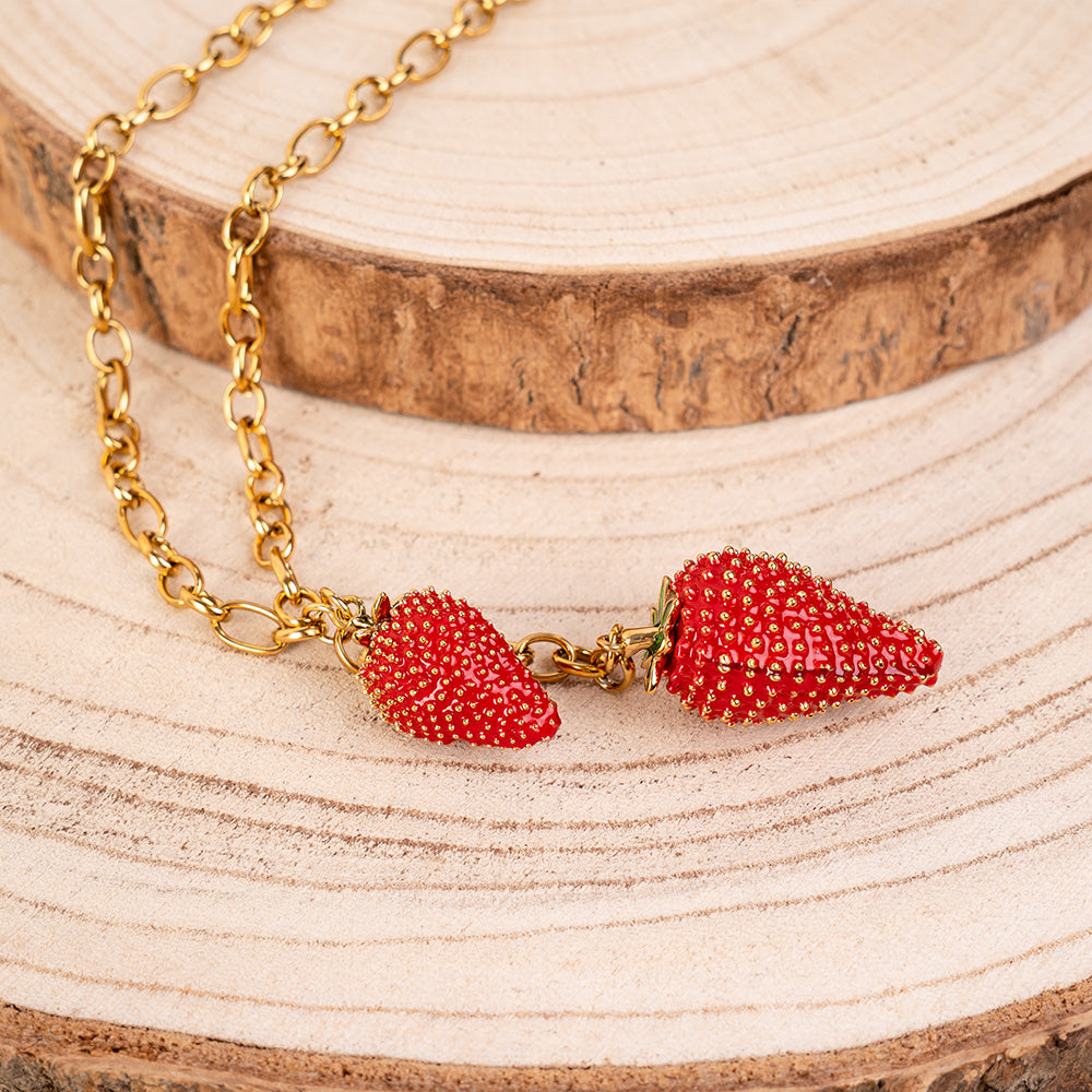 COLLANA GIROCOLLO CON DUE FRAGOLE PENDENTI