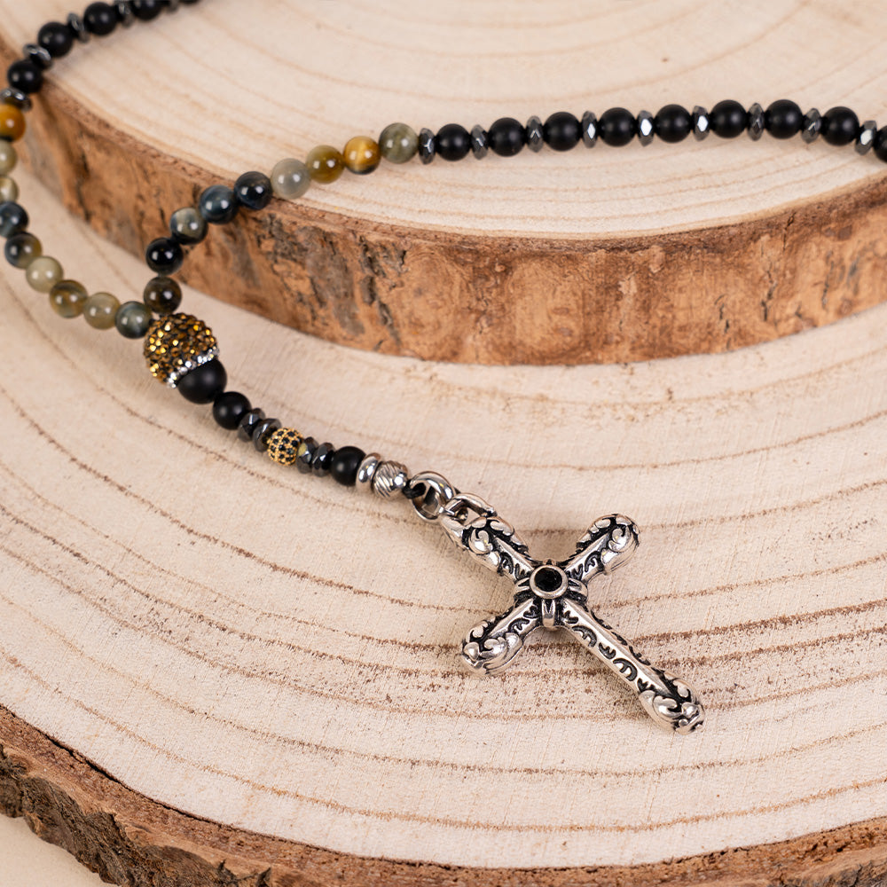 COLLANA LUNGA CON PIETRE DURE E CROCE PENDENTE