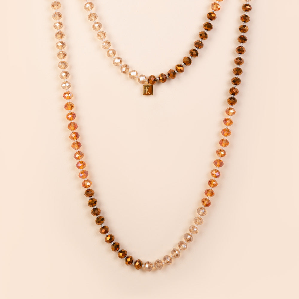 COLLANA LUNGA CON CRISTALLINI SFACCETTATI