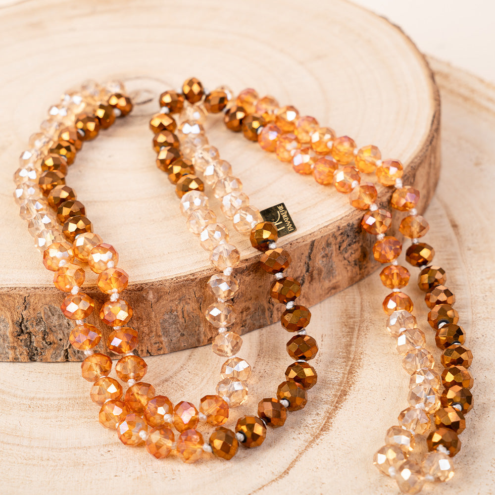 COLLANA LUNGA CON CRISTALLINI SFACCETTATI