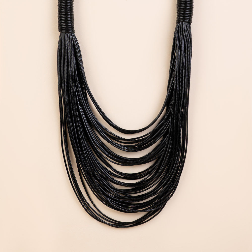 COLLANA MULTIFILO CON FILI IN TESSUTO LUCIDI