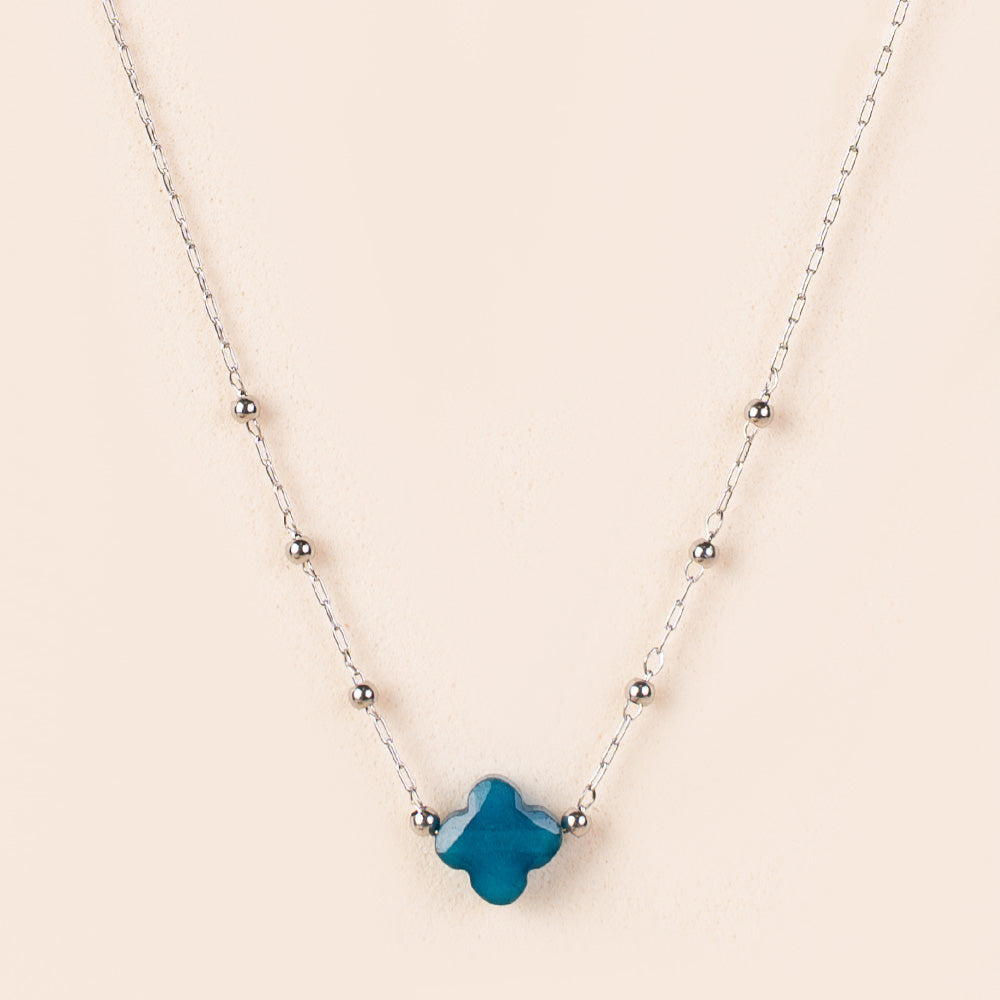 COLLANA GIROCOLLO CON FIORE IN PIETRA CENTRALE