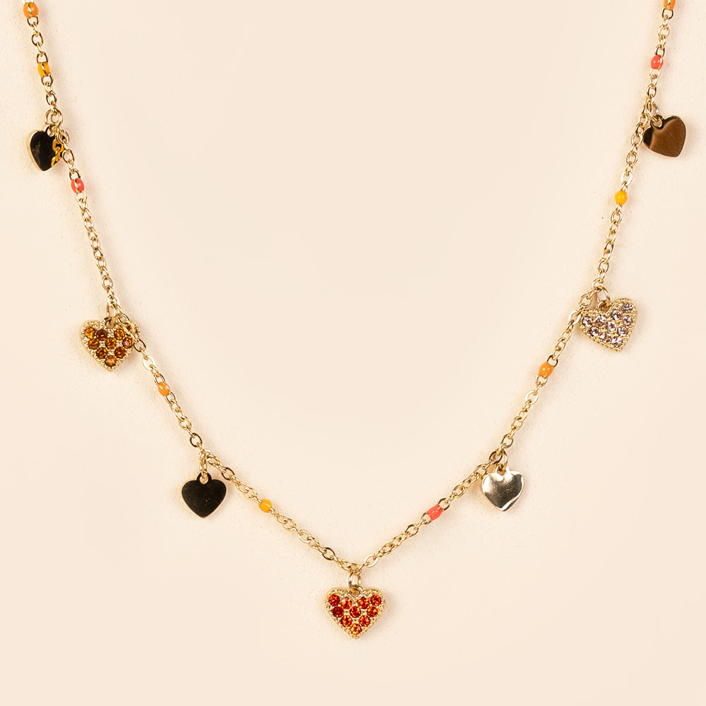 COLLANA GIROCOLO A CATENA CON CUORI E PERLINE