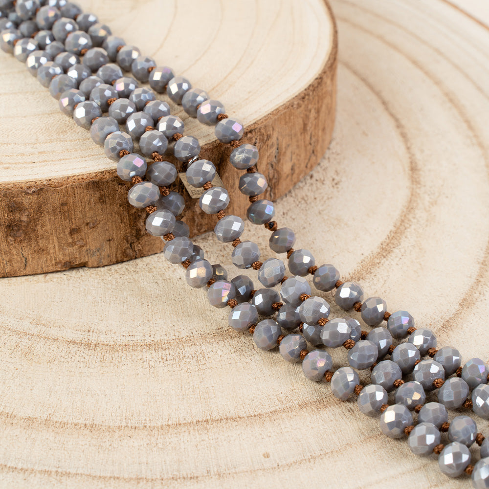 COLLANA LUNGA CON PIETRE SFACCETTATE