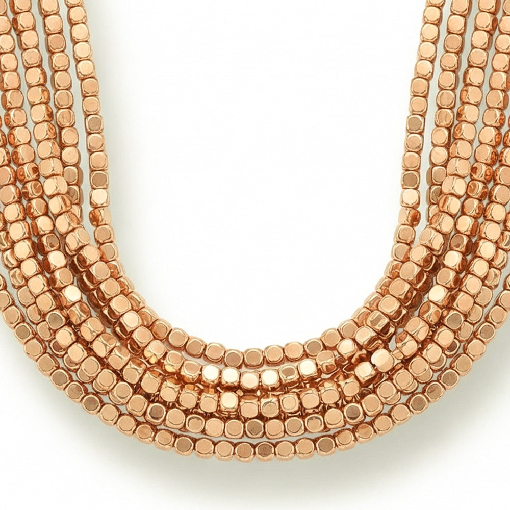 COLLANA MULTIFILO FORMATA DA CUBETTI CON GLI ANGOLI SMUSSATI