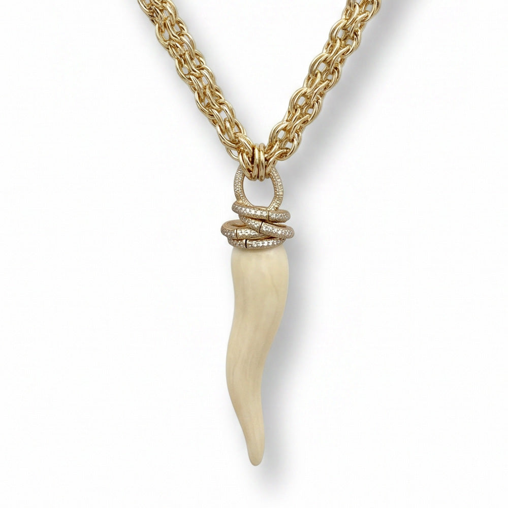COLLANA LUNGA CON CORNO PENDENTE