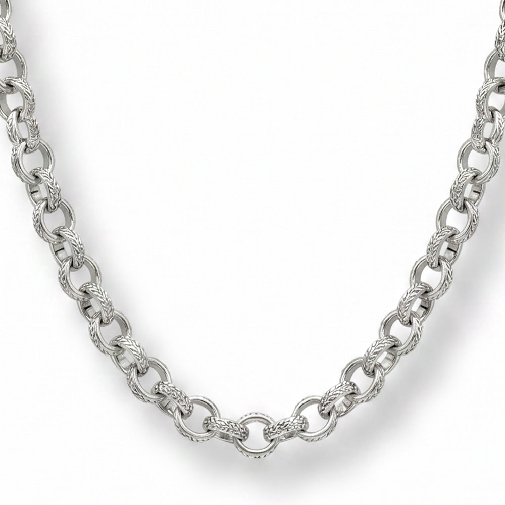 COLLANA LUNGA BASE A CATENA MARTELLATA