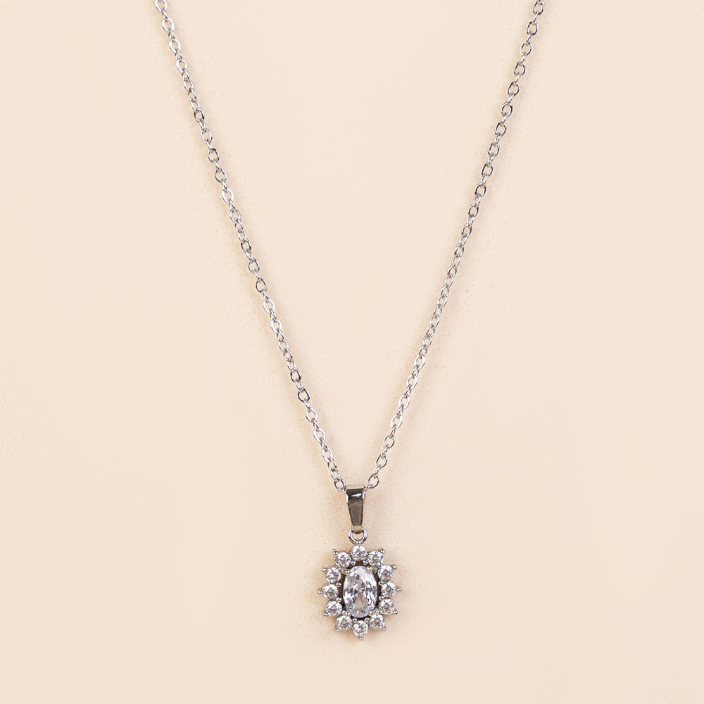 COLLANA GIROCOLLO PUNTO LUCE OVALE E STRASS