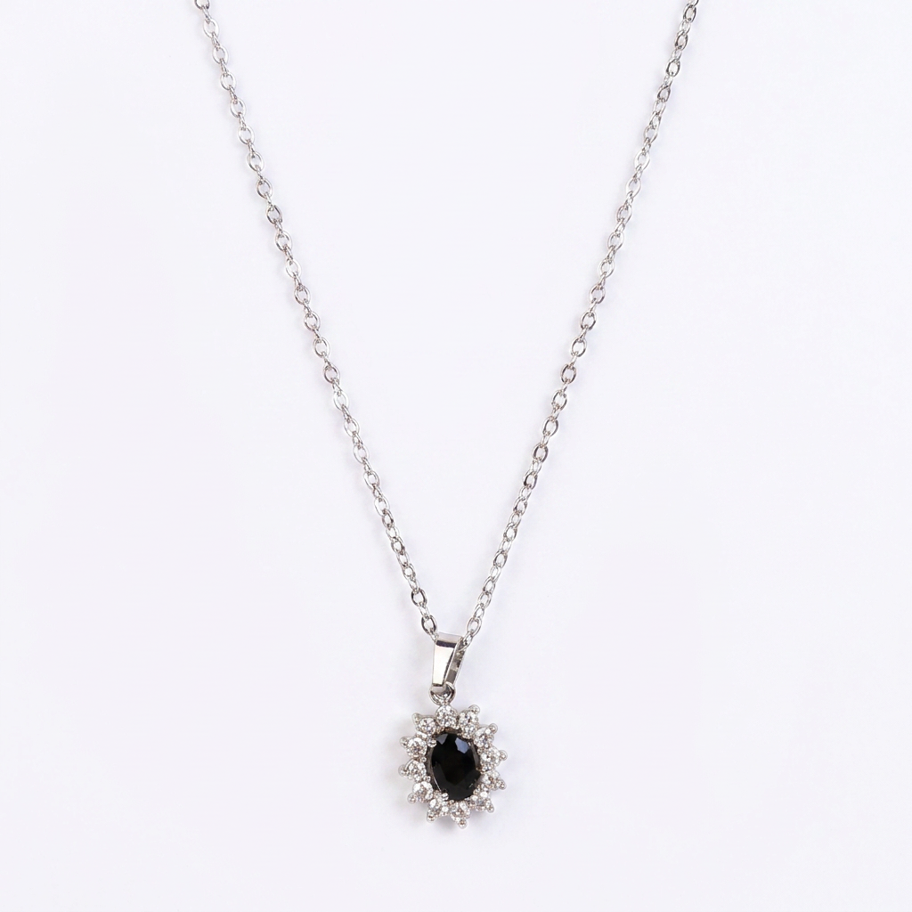 CHOKER NECKLACE WITH OVAL LIGHT POINT AND RHINESTONE