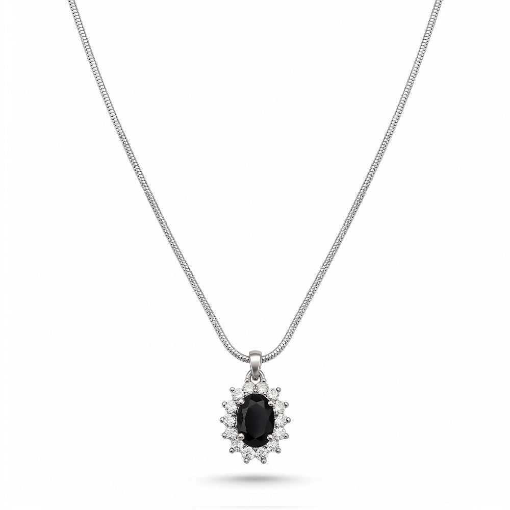 COLLANA A GIROCOLLO BASE A TUBO CON PUNTO LUCE OVALE E STRASS
