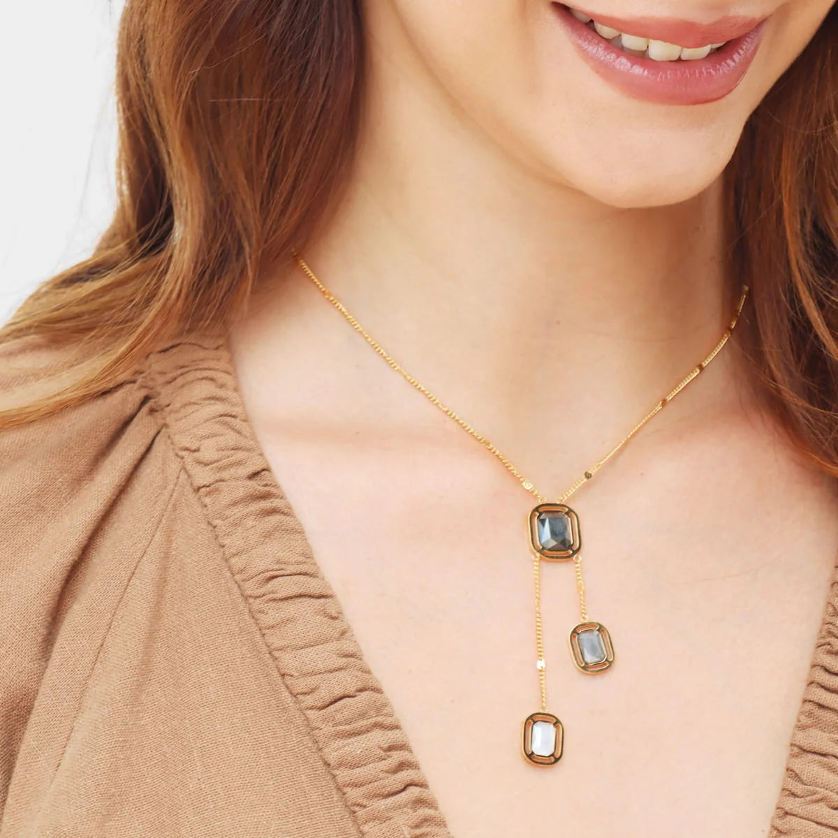 COLLANA GIROCOLLO CON TRE PIETRE RETTANGOLARI