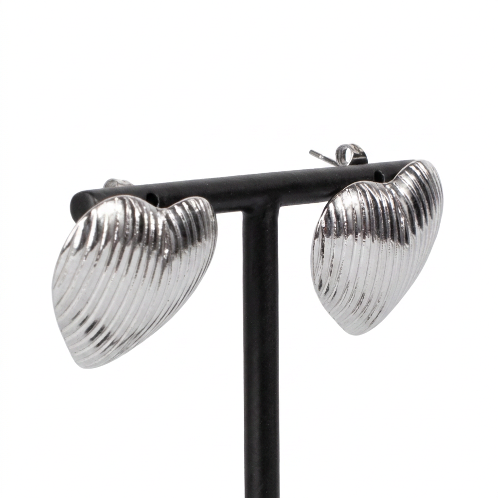 STRIPED HEART DANGLING EARRINGS