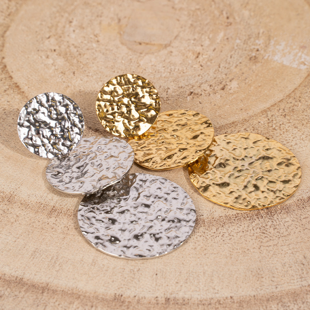 HAMMERED THREE DISC DANGLE EARRINGS
