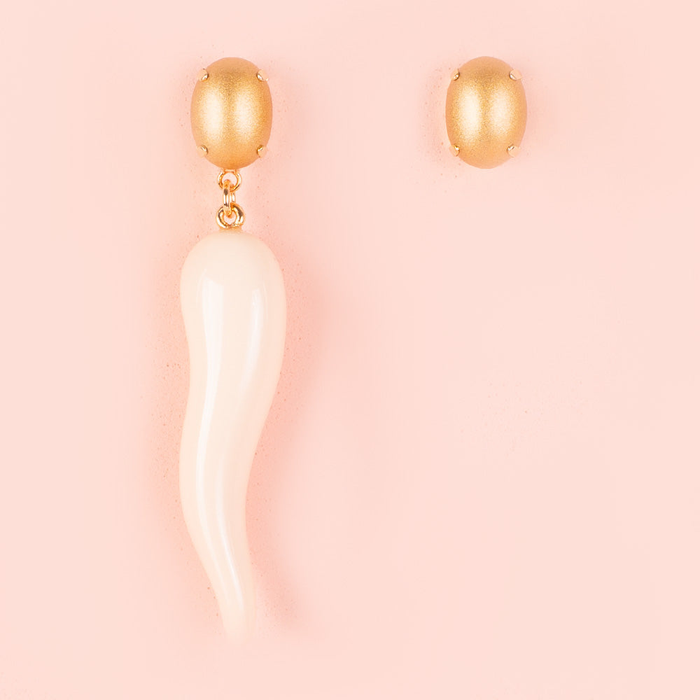 ORECCHINI ASIMMETRICI CON CORNO
