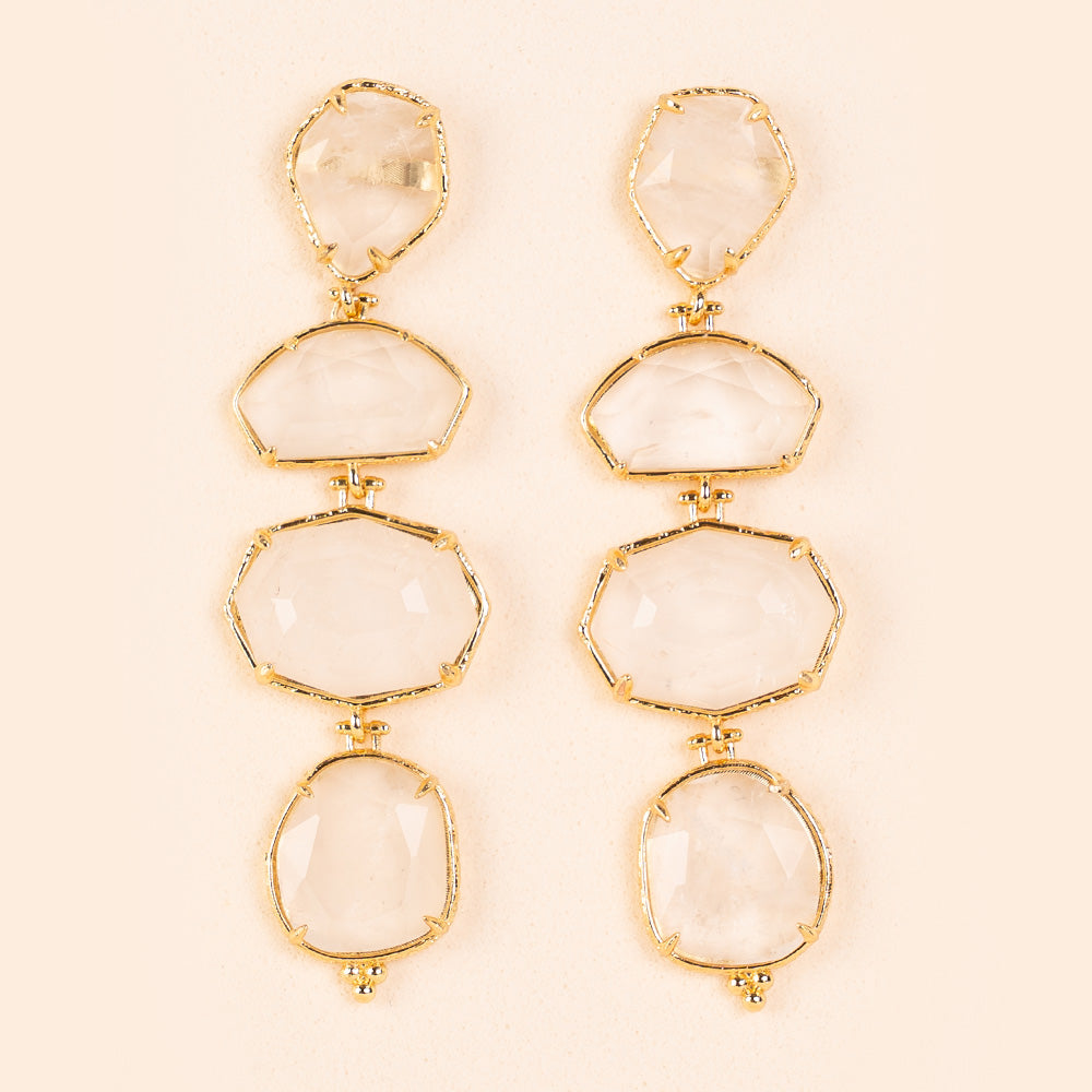 ORECCHINI PENDENTI CON QUATTRO PIETRE DI FORMA DIVERSA