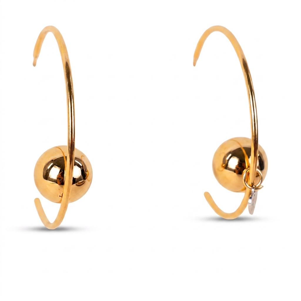 HOOP EARRINGS WITH A SPHERE PLACED INSIDE