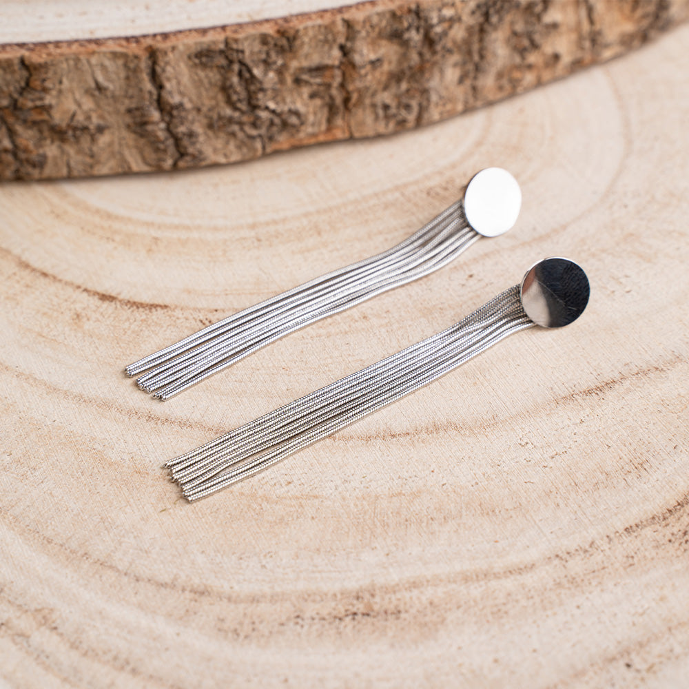 ORECCHINI PENDENTI CON PIASTRA E PENDENTI A FILO