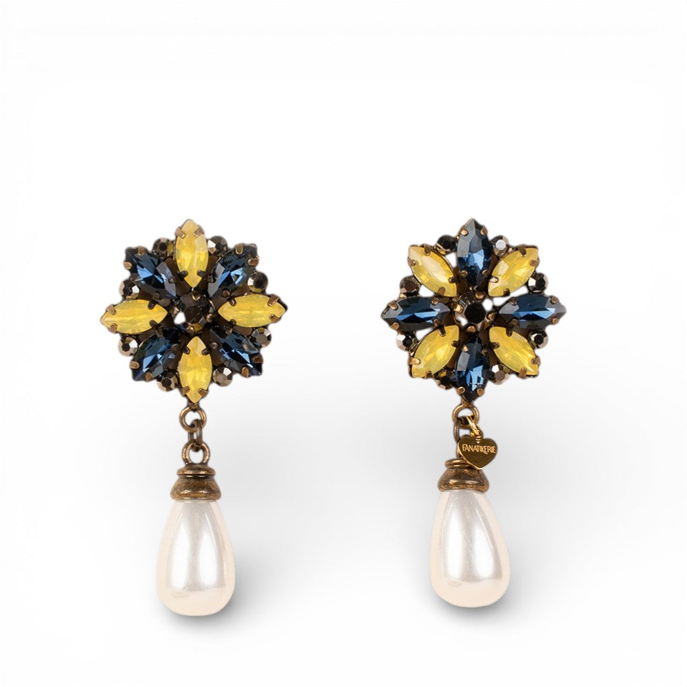 ORECCHINI PENDENTI CON PIETRE E PERLE