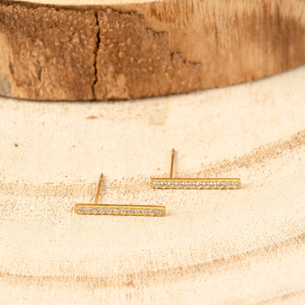 ORECCHINI A LOBO A BARRA LUNGA CON STRASS