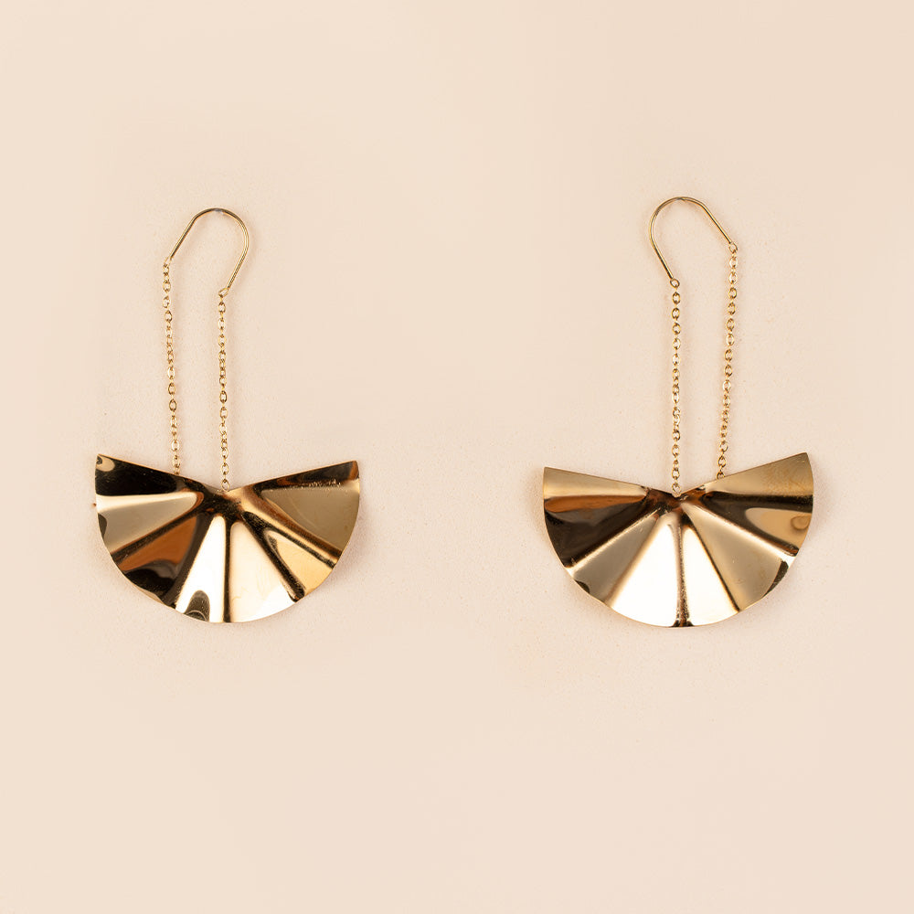 ORECCHINI PENDENTI A MEZZOFIORE CON CATENA SOTTILE