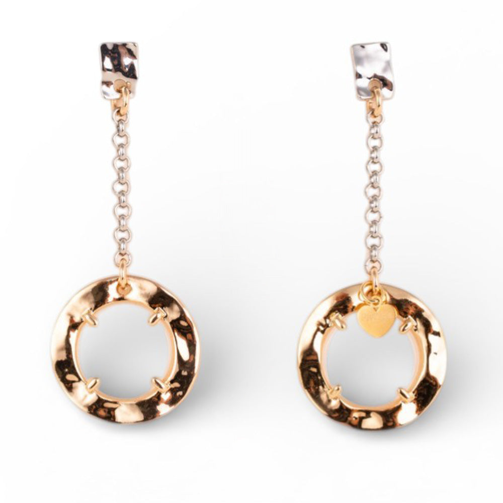 ORECCHINI PENDENTI CON CATENINA E ELEMENTO CIRCOLARE MARTELLATO