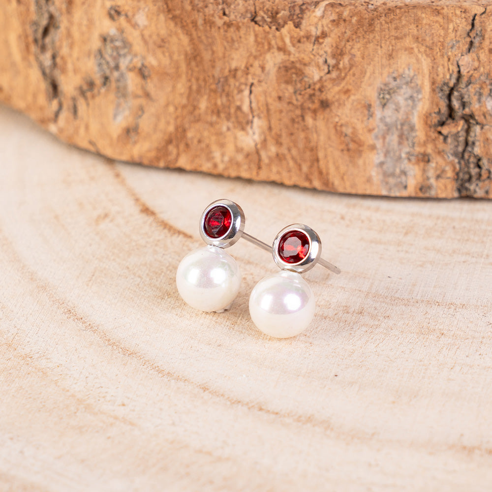 ORECCHINI CON STRASS COLORATO E PICCOLA PERLA PENDENTE