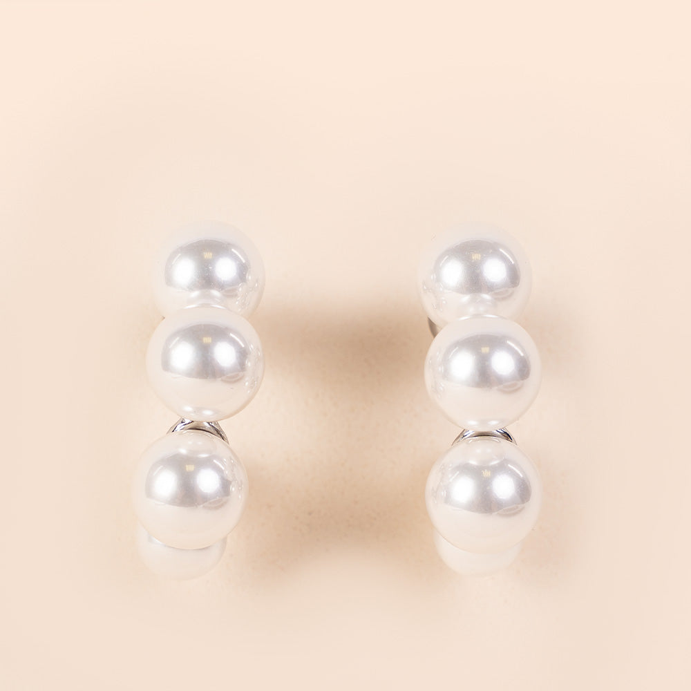 ORECCHINI CIRCOLARI CON PERLE APPLICATE