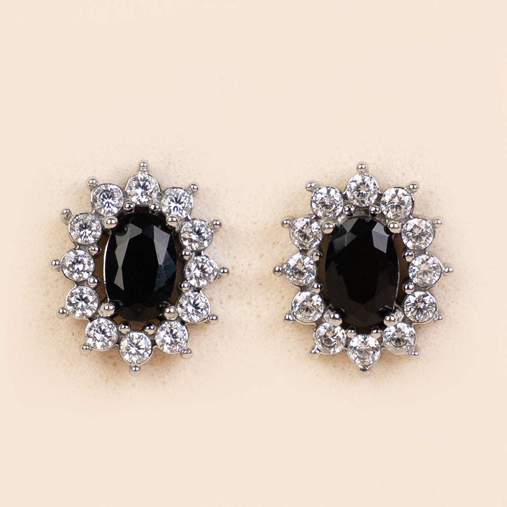 ORECCHINI A LOBO PUNTO LUCE OVALE E STRASS