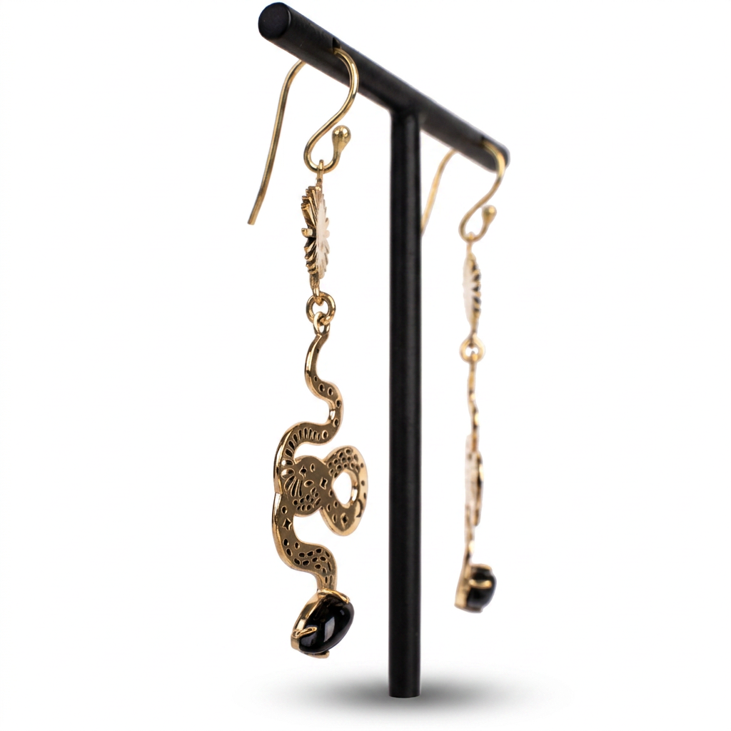 EARRINGS WITH SNAKE AND STONE PENDANT