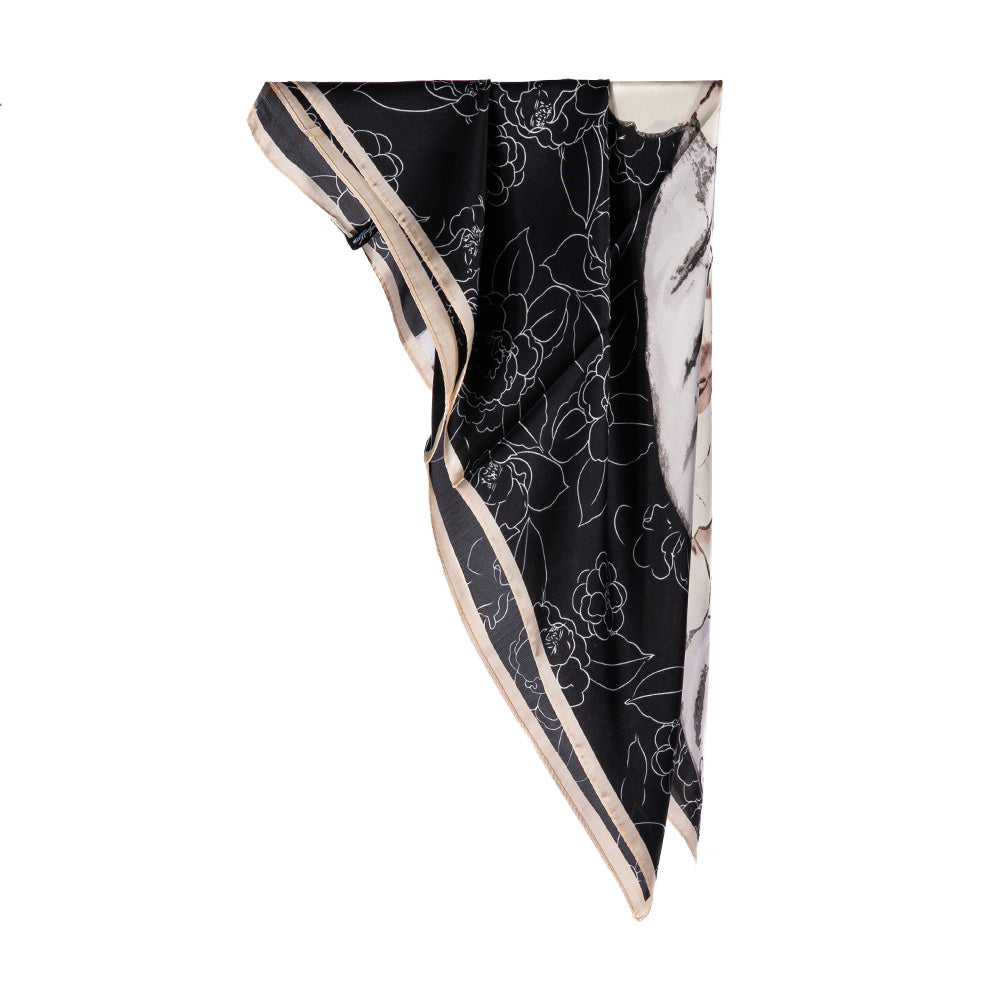 SCIARPA MODELLO FOULARD CON TRAMA A FIORI