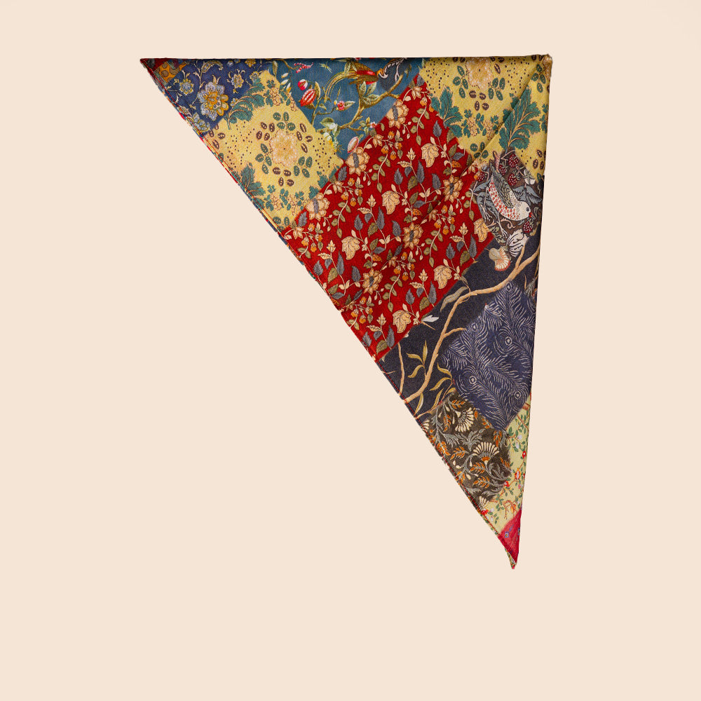 SCIARPA FOULARD DA COLLO IN SETA CON BLOCCHI DI MICROFANTASIE