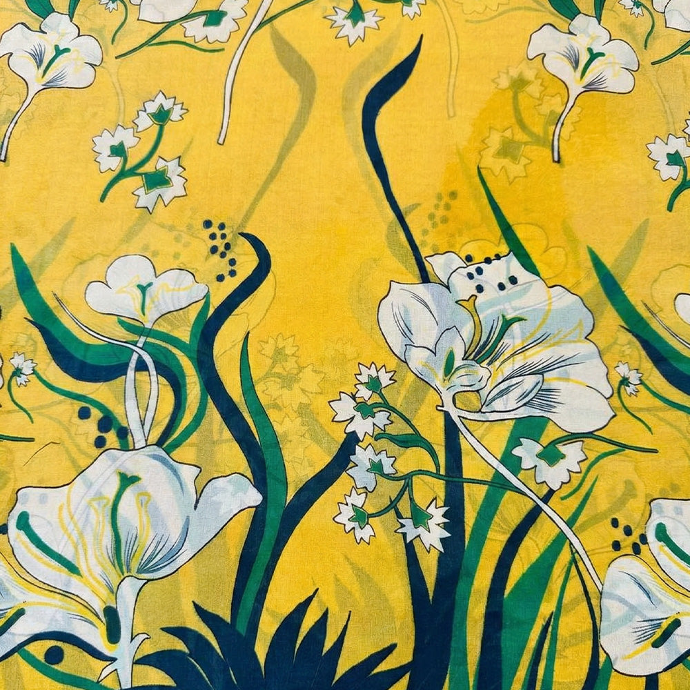 SCIARPA FOULARD IN SETA GRANDE CON FIORI E RAMOSCELLI SU SFONDO GIALLO